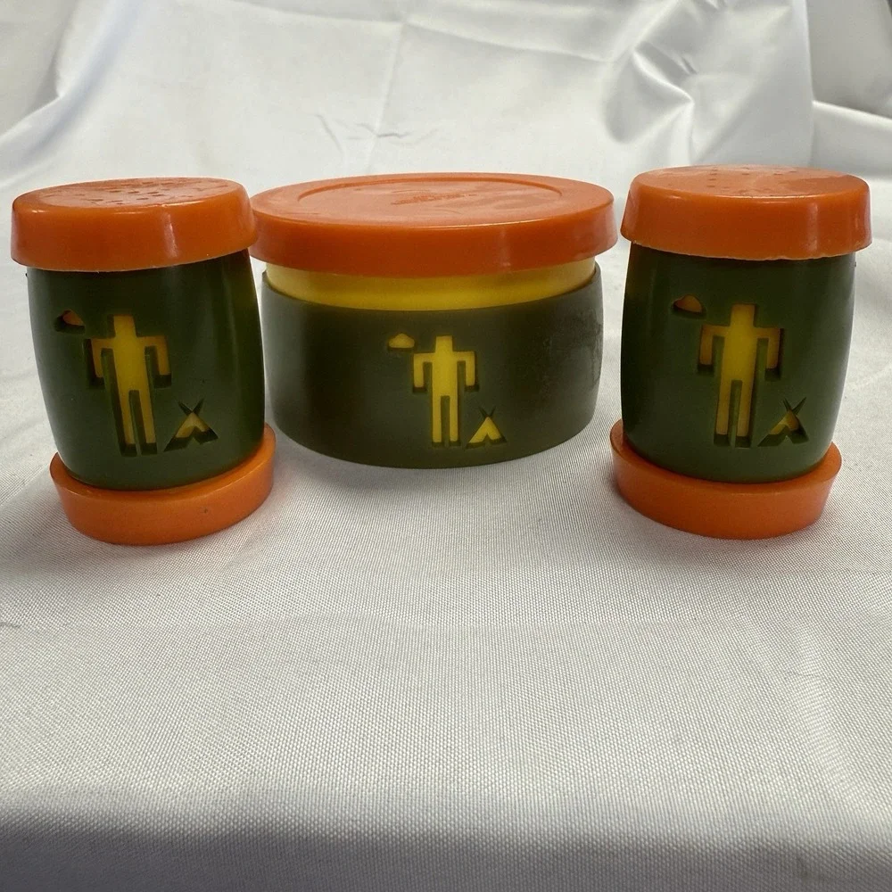 Vintage St. Labre Indian School Salt Pepper Sugar Set Ashland Montana Retro‎ MCM
